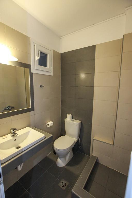 Skentos Hotel 克里皮吉 外观 照片