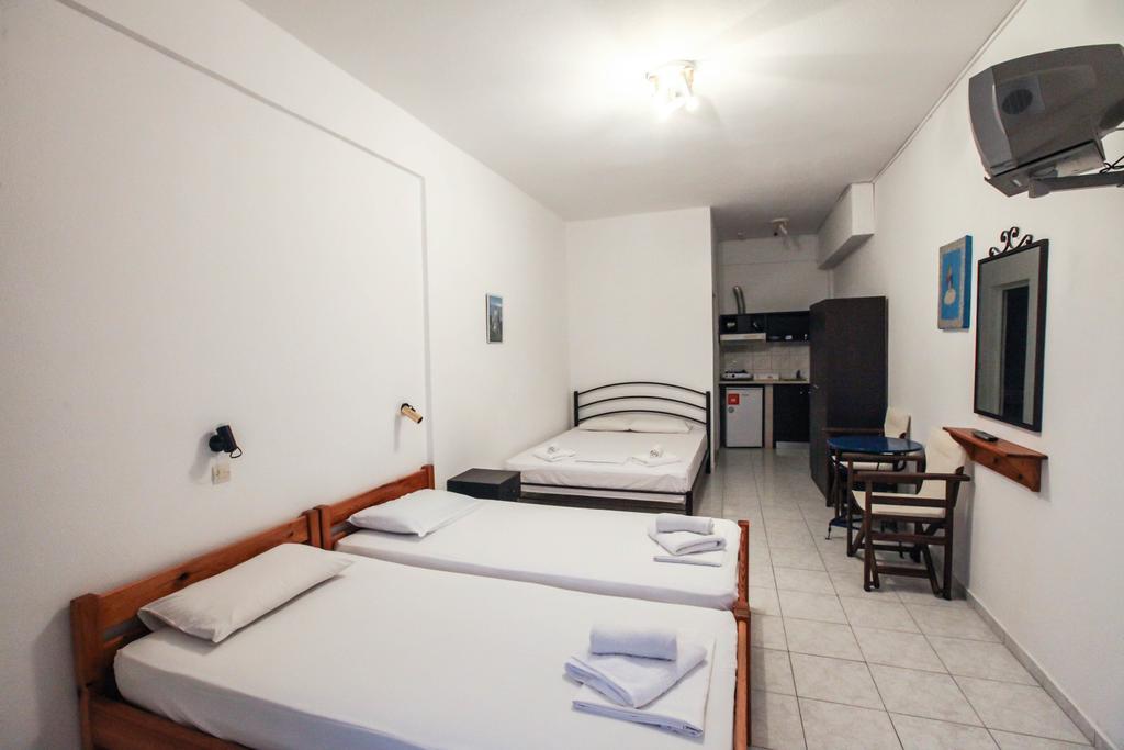 Skentos Hotel 克里皮吉 外观 照片